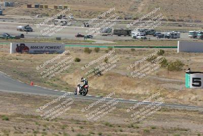 media/Apr-20-2025-AHRMA (Sun) [[393a79c373]]/Race/Group 11 early race/Turn 4b/